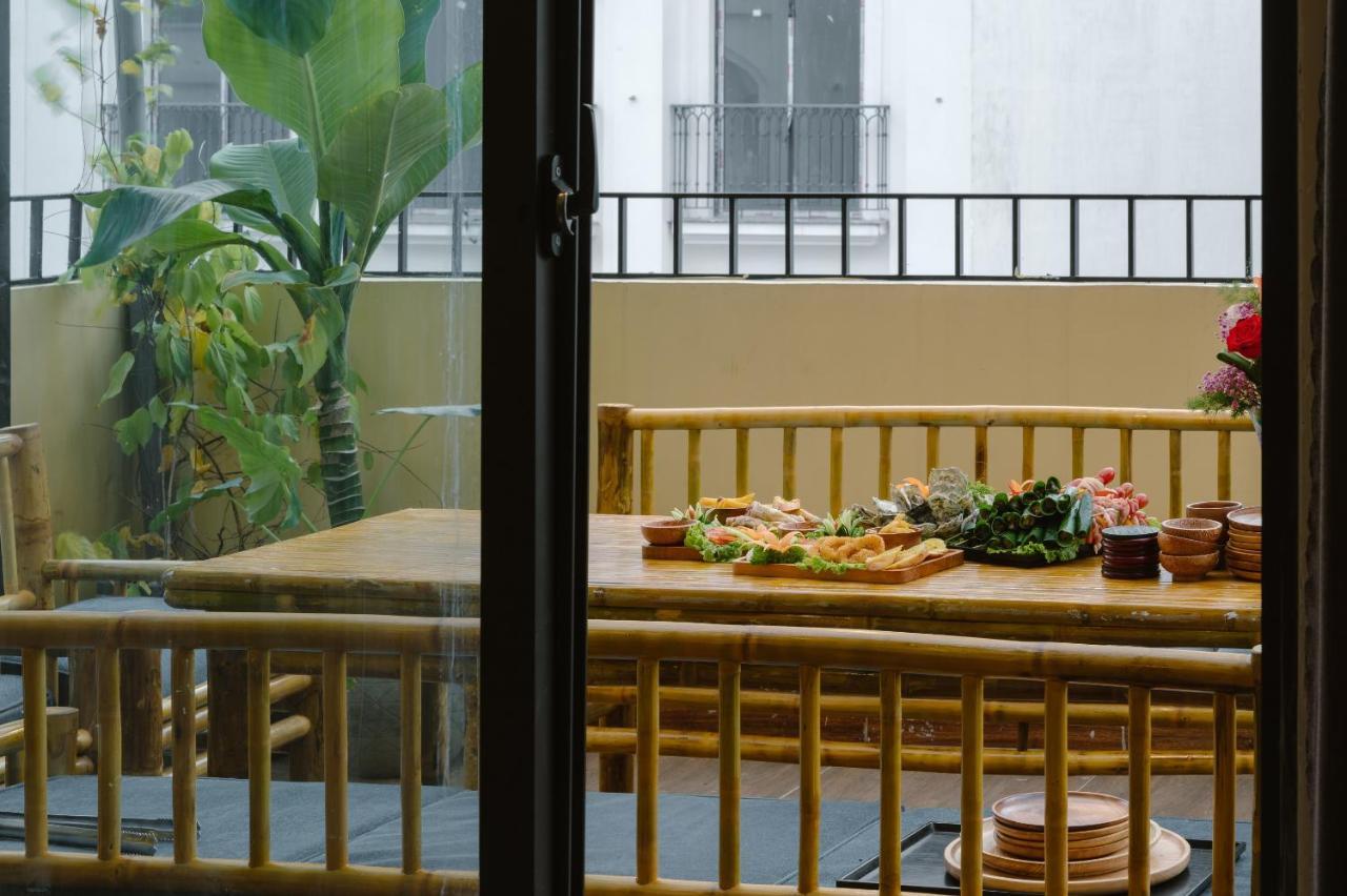 Nalini & Apartment *