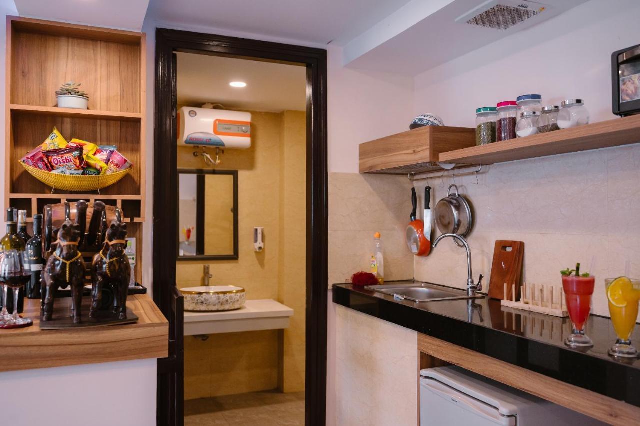 Nalini & Apartment